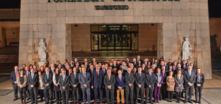 HOMENAJE A TRABAJADORES (25 años compartiendo la vida)